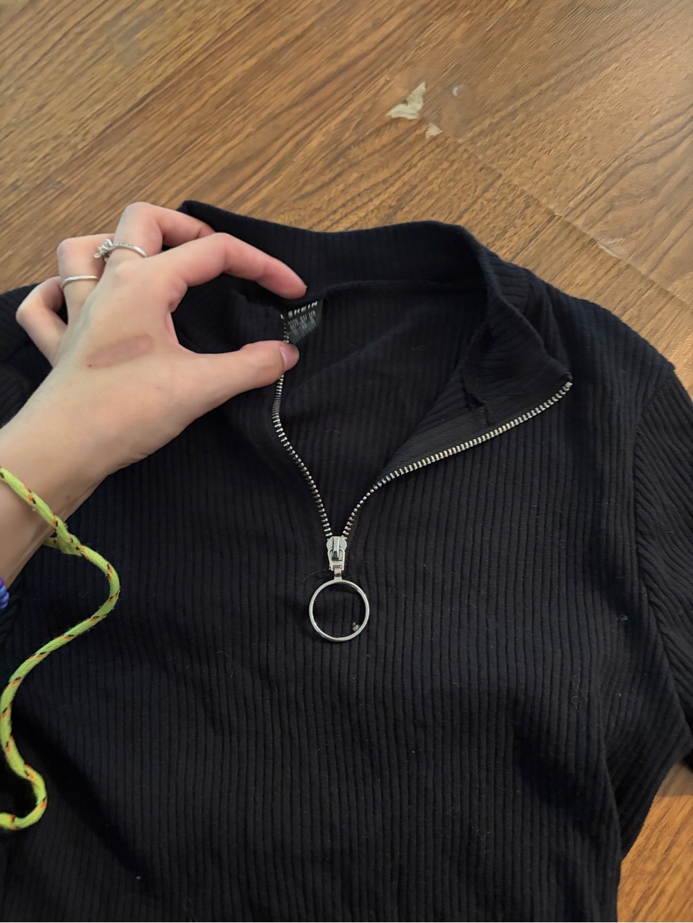 SHEIN Black Ribbed Half-Zip Crop Top with Ring Pull